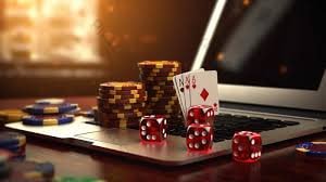 Người chơi game slot trên điện thoại tại casieuno